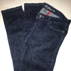 Dark Wash Skinny Jeans Size 27